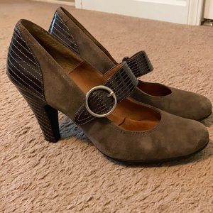 Sofft Mary Jane heels